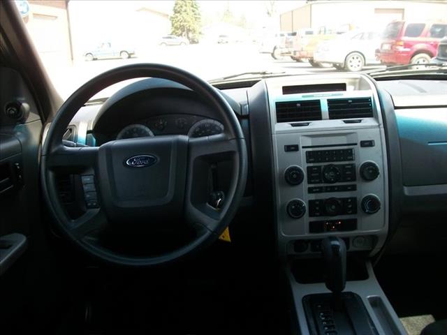 2008 Ford Escape ESi