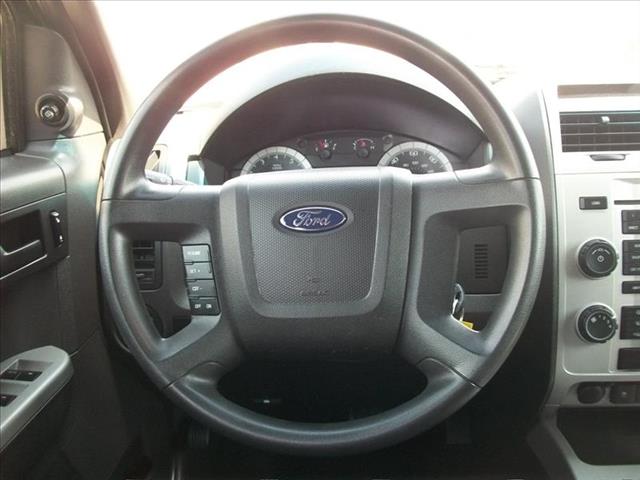 2008 Ford Escape ESi