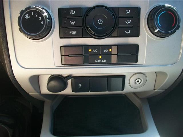 2008 Ford Escape ESi