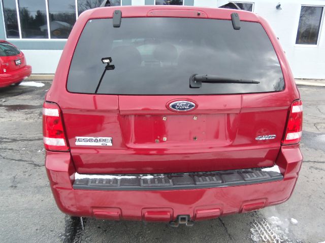 2008 Ford Escape 2dr Roadster Limited