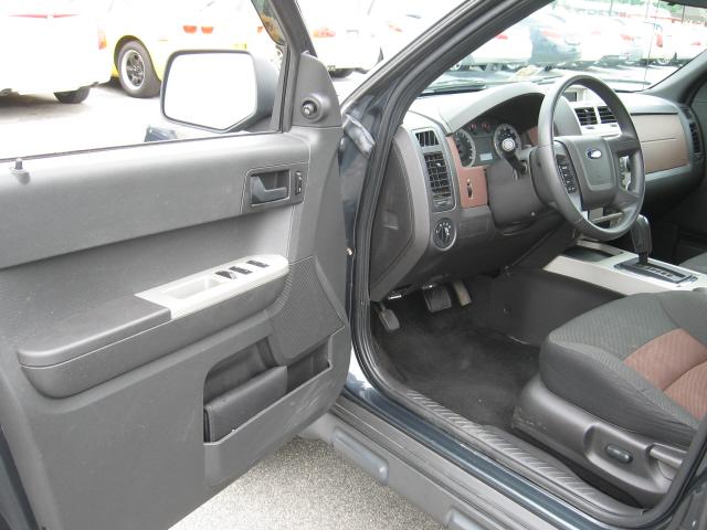 2008 Ford Escape ESi