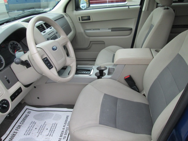 2008 Ford Escape 2dr Roadster Limited