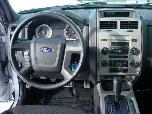 2008 Ford Escape ESi