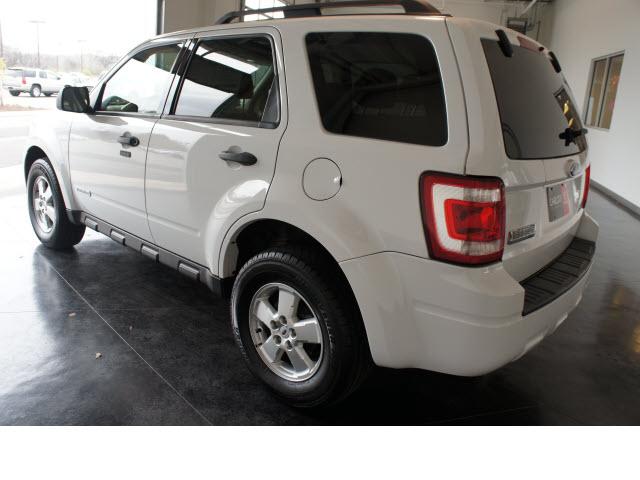 2008 Ford Escape ESi