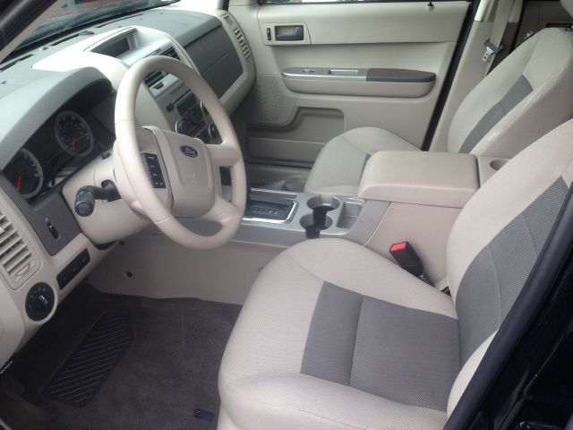 2008 Ford Escape 2dr Roadster Limited