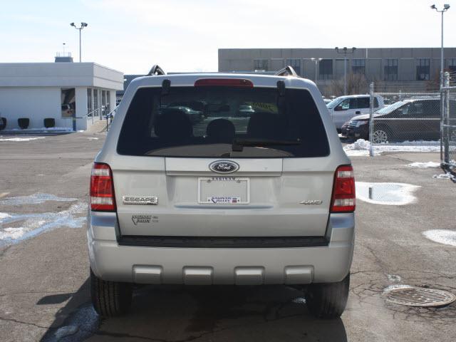 2008 Ford Escape ESi