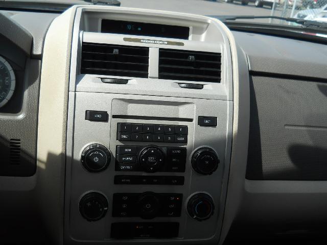 2008 Ford Escape ESi