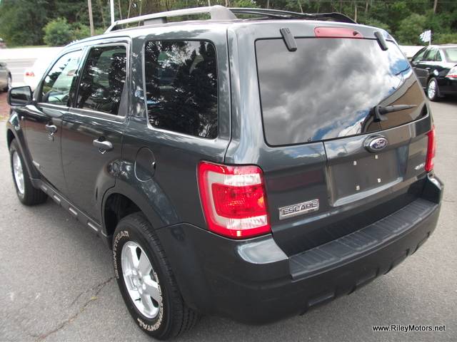 2008 Ford Escape ESi