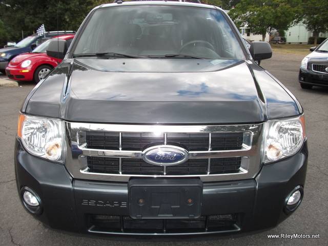 2008 Ford Escape ESi