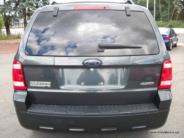 2008 Ford Escape ESi