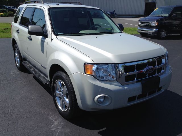 2008 Ford Escape 2dr Roadster Limited