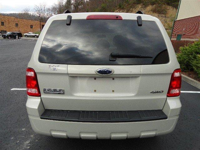 2008 Ford Escape ESi