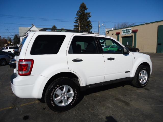 2008 Ford Escape ESi