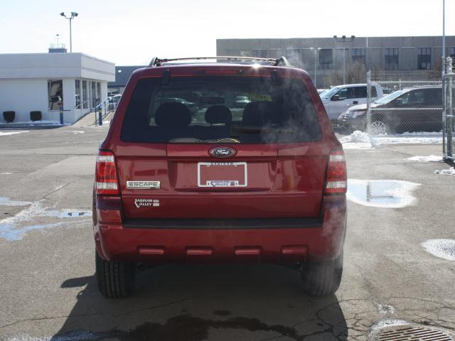 2008 Ford Escape ESi