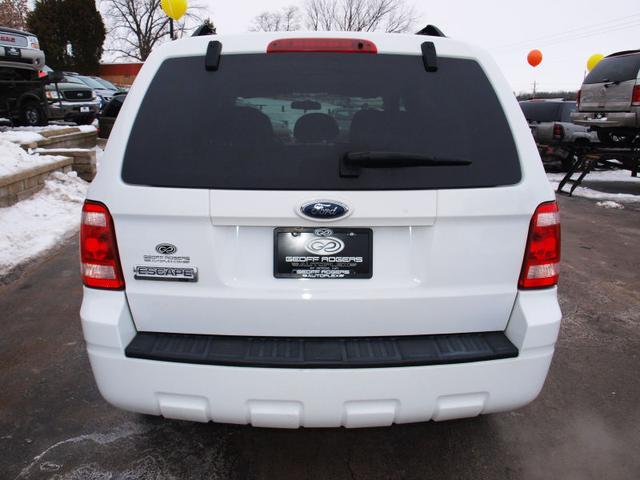 2008 Ford Escape ESi