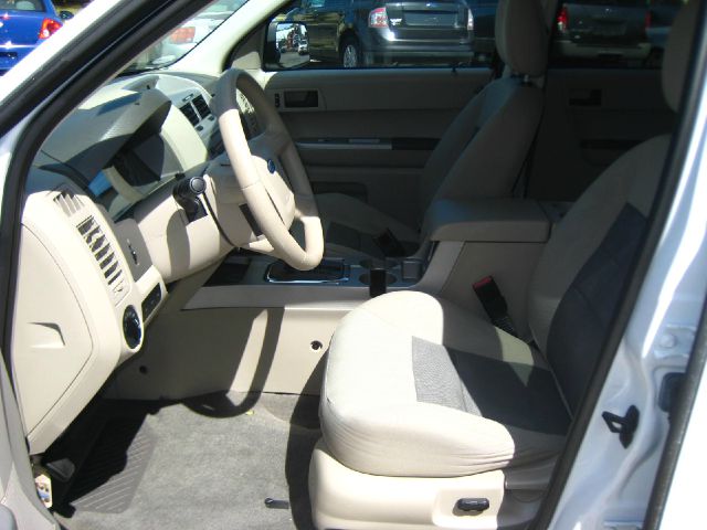 2008 Ford Escape 2dr Roadster Limited