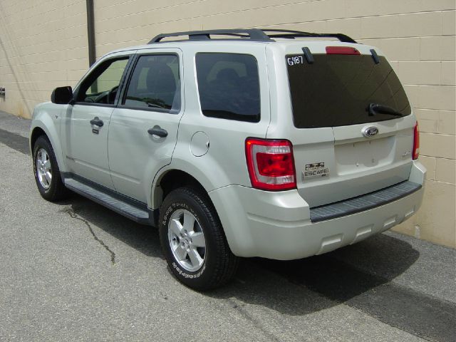 2008 Ford Escape 2dr Roadster Limited