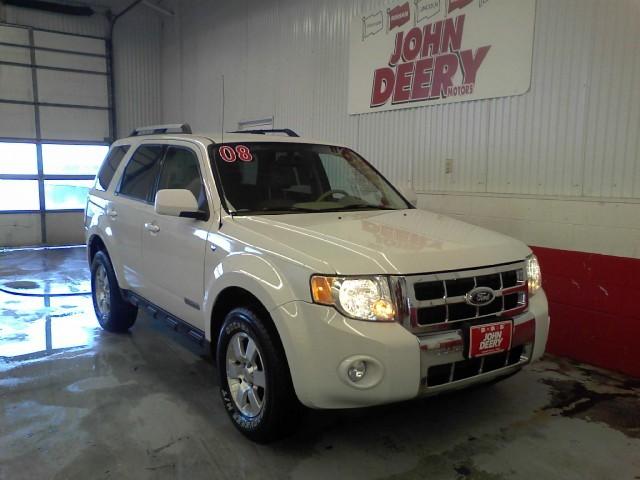 2008 Ford Escape Yaris Sedan