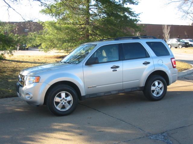 2008 Ford Escape ESi