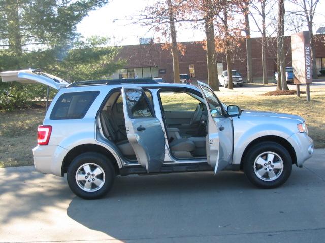 2008 Ford Escape ESi