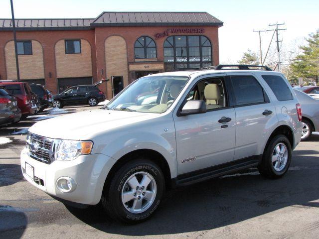 2008 Ford Escape 4dr Sdn XLS