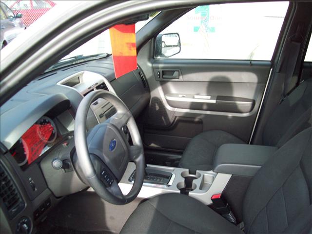 2008 Ford Escape ESi