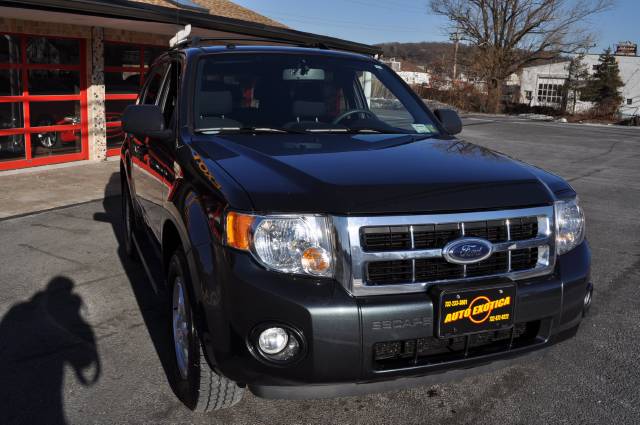 2008 Ford Escape ESi