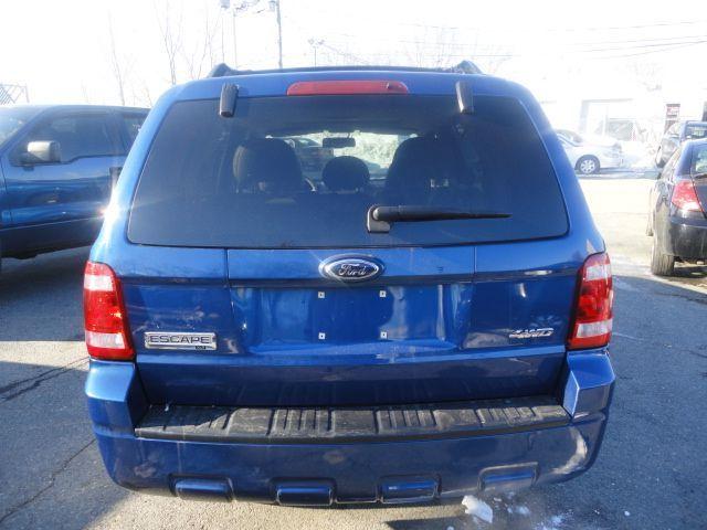 2008 Ford Escape 4dr Sdn XLS