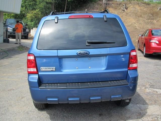 2009 Ford Escape ESi