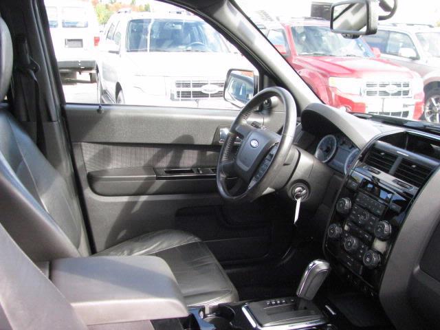 2009 Ford Escape SLT 25