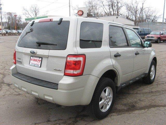 2009 Ford Escape XLS