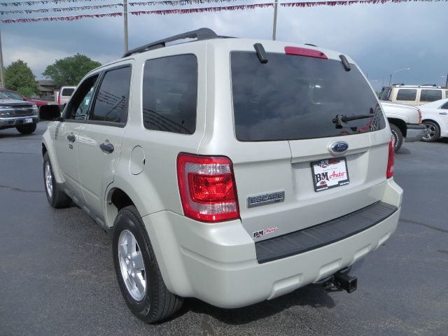 2009 Ford Escape ESi