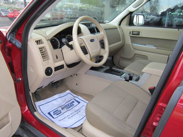 2009 Ford Escape 2dr Roadster Limited