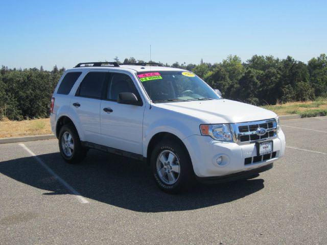 2009 Ford Escape 2dr Roadster Limited