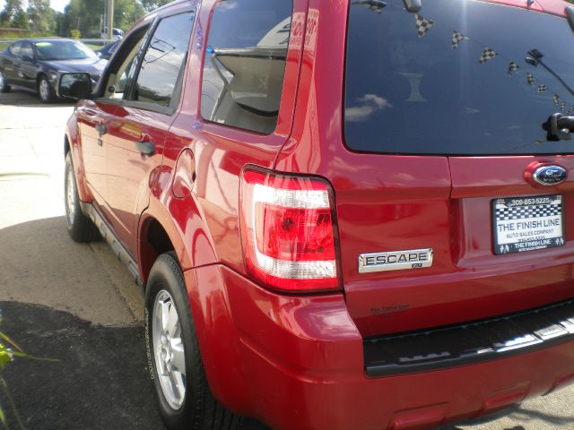 2009 Ford Escape 2dr Roadster Limited