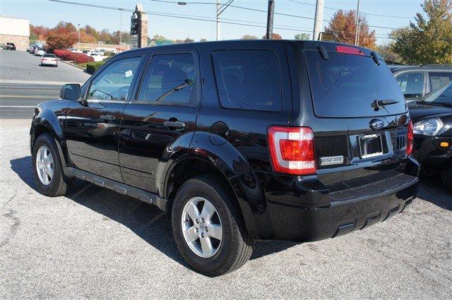 2009 Ford Escape XLS