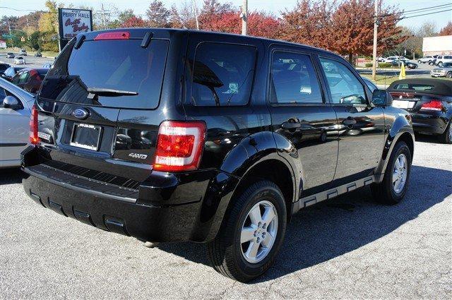 2009 Ford Escape XLS