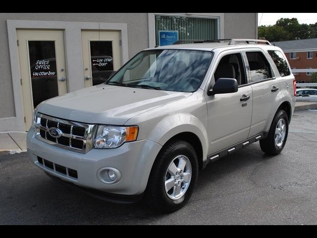 2009 Ford Escape ESi