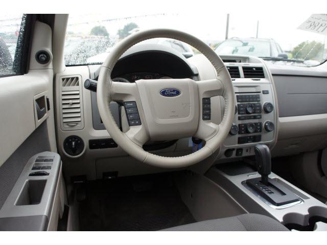 2009 Ford Escape ESi