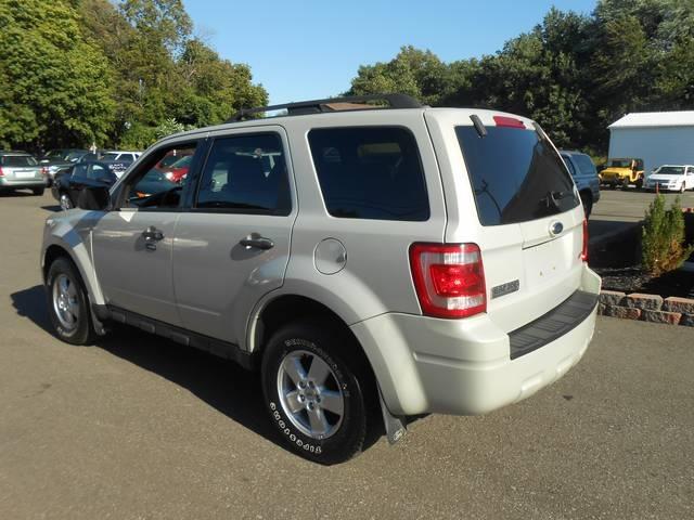 2009 Ford Escape ESi