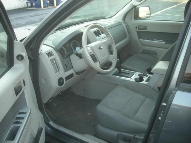 2009 Ford Escape ESi