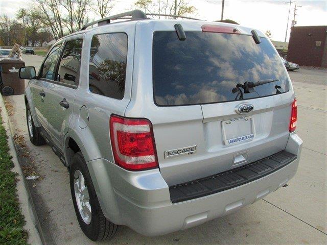 2010 Ford Escape ESi