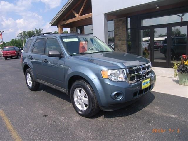 2010 Ford Escape XLS