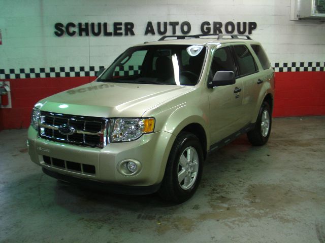 2010 Ford Escape 31 FOOT