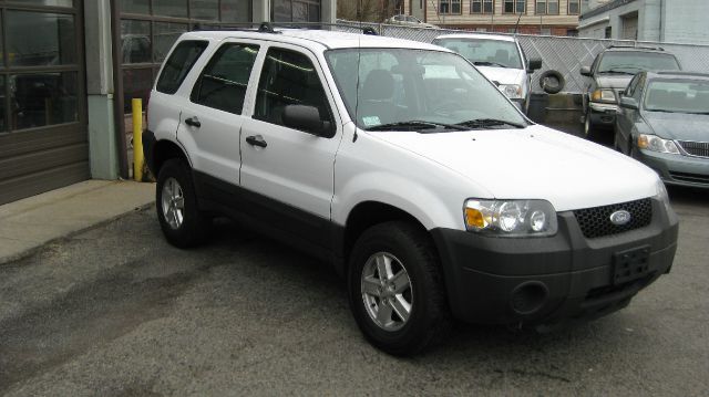 2010 Ford Escape 31 FOOT