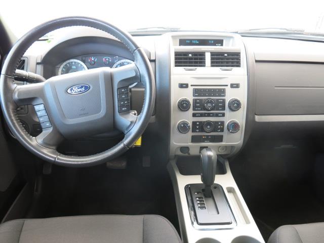 2010 Ford Escape ESi