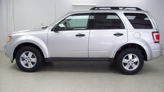 2010 Ford Escape XLS