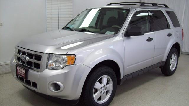 2010 Ford Escape XLS