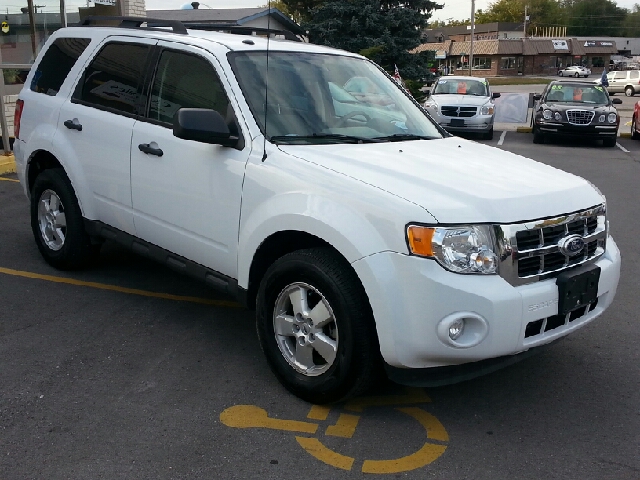 2010 Ford Escape 31 FOOT