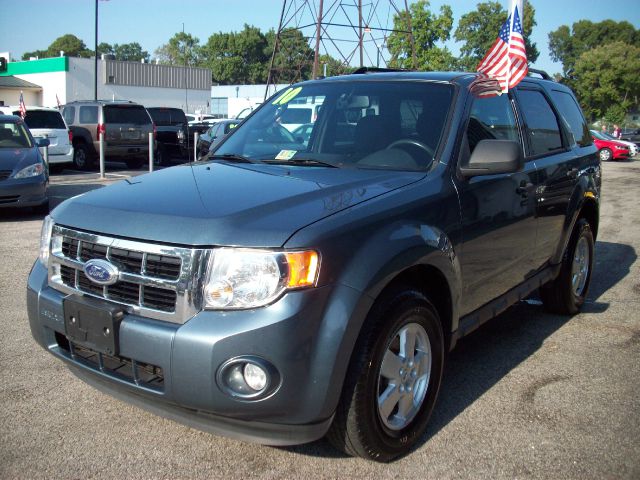 2010 Ford Escape 31 FOOT